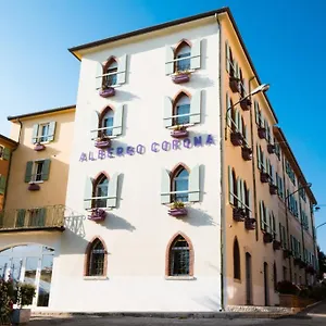 Hotel Hotel Corona, Spiazzi Di Caprino